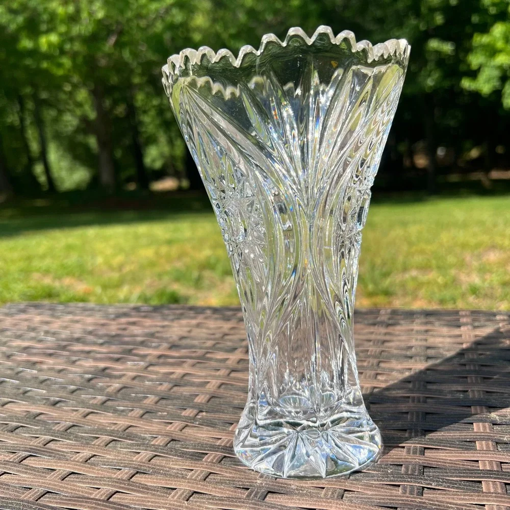 Vintage‎ Nachtmann Palais Lead Crystal Vase Made in Germany Scalloped Edge